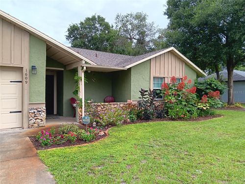 1609 Pine Ave, DELAND, FL, 32724-8547 | Card Image