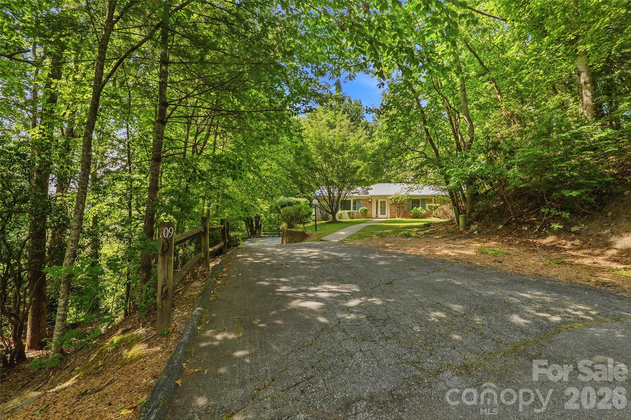 Residential in Hendersonville 3