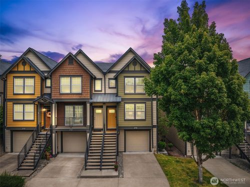 2700 Sw Sylvan Heights Dr, Seattle, WA, 98106-1751 | Card Image
