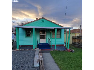 408 Depot St, House other with 2 bedrooms, 1 bathrooms and 1 parking in Enterprise OR | Image 1