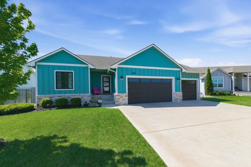 2501 E Thunder, Wichita, KS, 67219 | Card Image