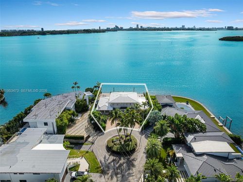 1990 Ne 119th Rd, North Miami, FL, 33181-3318 | Card Image