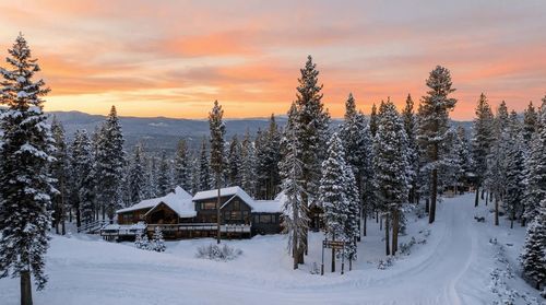 19505 Glades Ct, Truckee, CA, 96161-7199 | Card Image