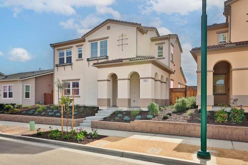 592 Santa Lucia Way, Marina, CA, 93933 | Card Image