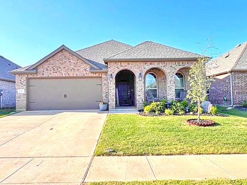 10407 Quail Pointe Rd, Aubrey, TX, 76227-1052 | Card Image