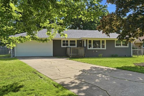 2512 Highland Dr, Lindenhurst, IL, 60046-8804 | Card Image