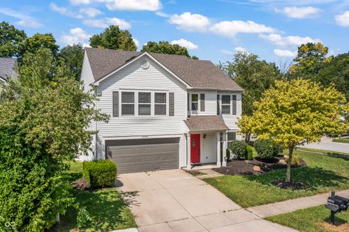 10316 Hatherley Way, Fishers, IN, 46037-8485 | Card Image