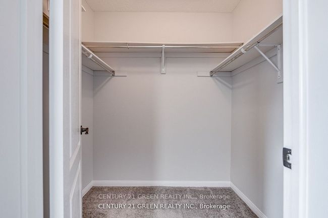 607 Willmott Cres, House attached with 4 bedrooms, 4 bathrooms and 2 parking in Milton ON | Image 23