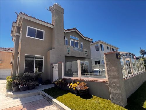 a-379 Monte Vista Ave, Costa Mesa, CA, 92627 | Card Image