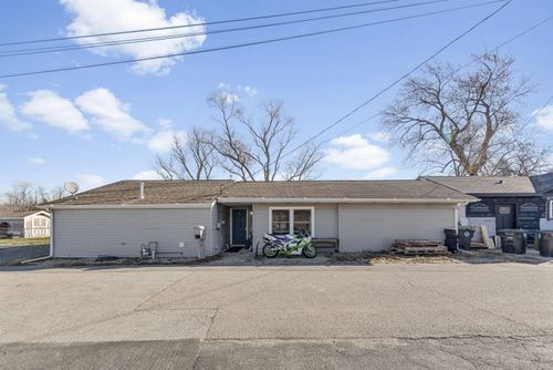 1210 S Ash St, Hobart, IN, 46342 | Card Image