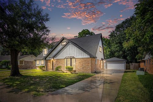 11930 Kirkway Dr, Houston, TX, 77089-3236 | Card Image