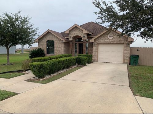 1305 N Sabinas, Hidalgo, TX, 78557-3207 | Card Image