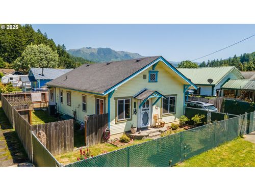 380 3rd Ave, Powers, OR, 97466-9740 | Card Image