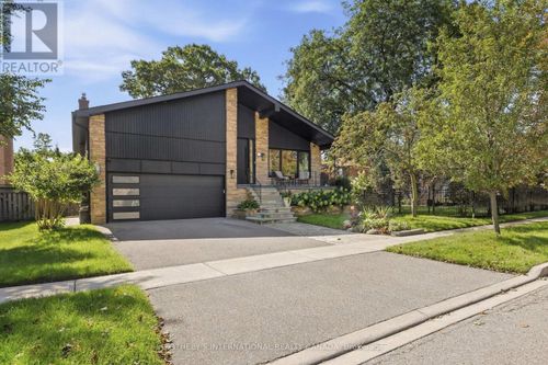 420 Abington Avenue, Mississauga (Cooksville), ON, L5A1L7 | Card Image