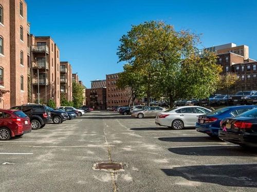 parking-79-78 Gainsborough St, Boston, MA, 02115-6512 | Card Image