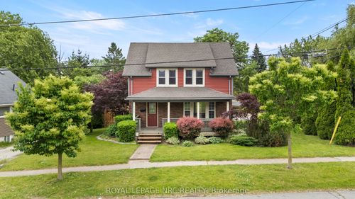 6334 Crawford St, Niagara Falls, ON, L2E5Y7 | Card Image
