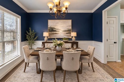 8441 Bluff Ridge Rd, BESSEMER, AL, 35022-4180 | Card Image