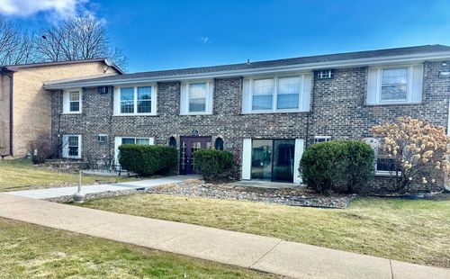 apt-8-811 Smetana Rd, Hopkins, MN, 55343-8060 | Card Image