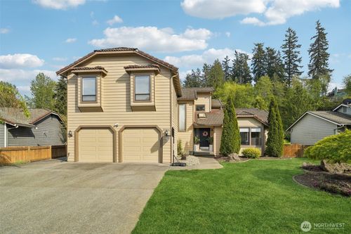 25114 Lake Wilderness Country Club Dr Se, Maple Valley, WA, 98038-6066 | Card Image