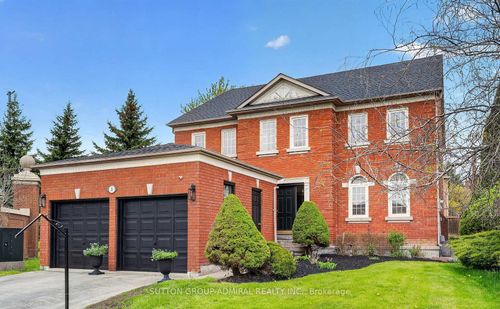 2 Regent St, Richmond Hill, ON, L4C9B3 | Card Image