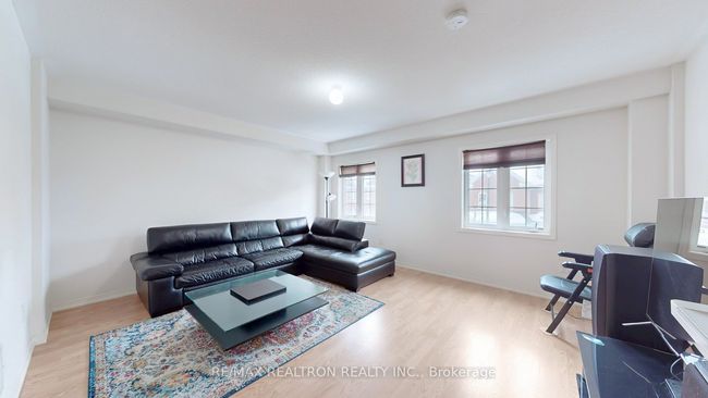 16 Eastern Skies Way, House attached with 3 bedrooms, 4 bathrooms and 1 parking in Markham ON | Image 5