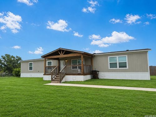 12606 Toro Dr, Atascosa, TX, 78002-5222 | Card Image