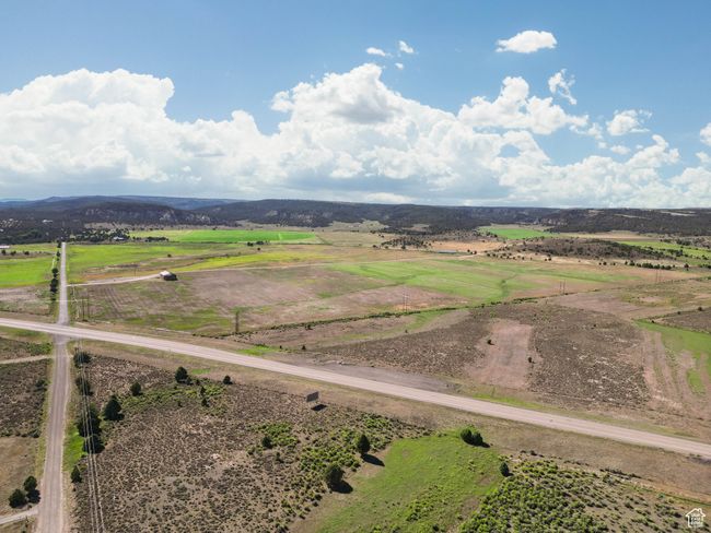 Aerial view of sparsely populated area | Image 4