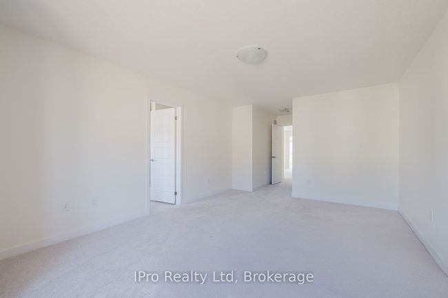 11 Moss Dr, House other with 4 bedrooms, 3 bathrooms and 1 parking in Cambridge ON | Image 7