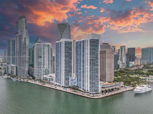 apt-2816-325 S Biscayne Blvd, Miami, FL, 33131-2473 | Card Image
