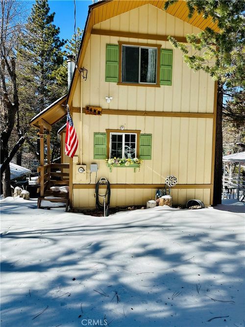 2428 Ridge Dr, Arrowbear Lk, CA, 92382 | Card Image