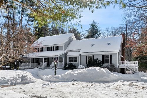 57 Baker Rd, Salisbury, MA, 01952-1442 | Card Image