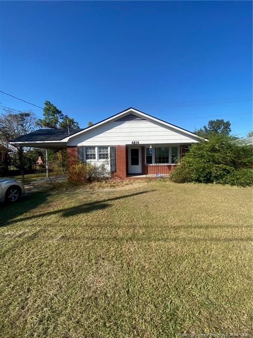 4214 Knollwood Dr, Fayetteville, NC, 28304-5211 | Card Image