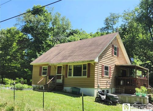 960 Peterson Rd, Frewsburg, NY, 14738-9745 | Card Image