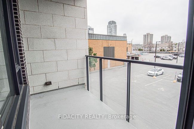 206 - 360 Patricia Ave, Condo with 1 bedrooms, 1 bathrooms and null parking in Ottawa ON | Image 9