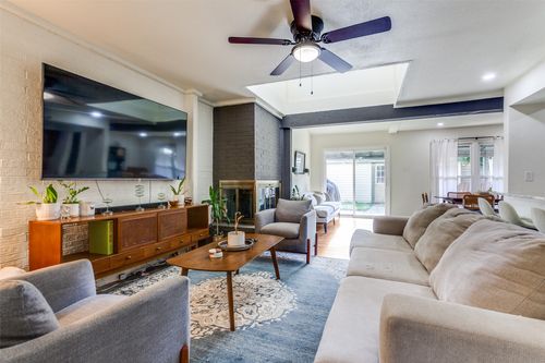 4120 Towngate Blvd, Garland, TX, 75041-4821 | Card Image