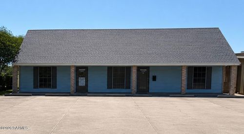 ste-b-2012 N Main St, Saint Martinville, LA, 70582-3640 | Card Image
