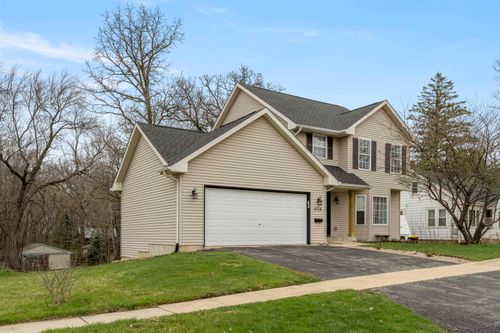 918 Julien St, BELVIDERE, IL, 61008-3924 | Card Image