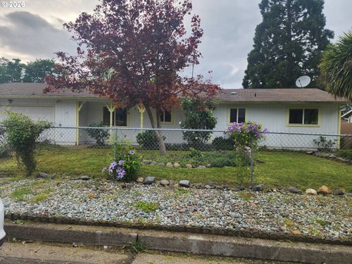 271 Donald Ter, Myrtle Creek, OR, 97457-7449 | Card Image