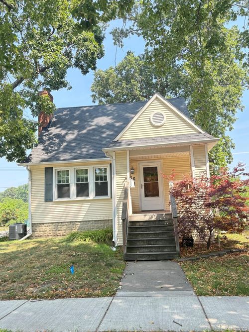55 Kensington Boulevard, Pleasant Ridge, MI, 48069 | Card Image