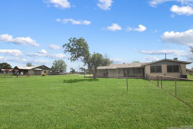 1931 Triple Pines St, House other with 2 bedrooms, 2 bathrooms and null parking in China Grove TX | Image 27