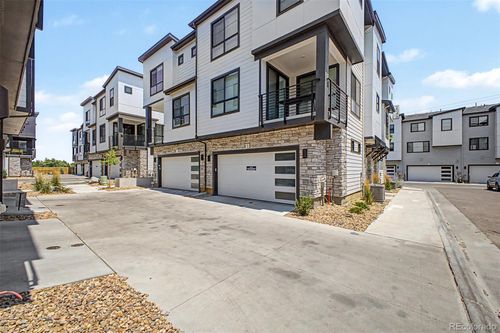 1-2046 S Holly St, Denver, CO, 80222-5093 | Card Image