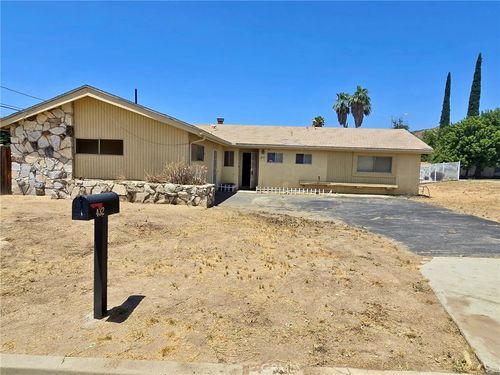 432 Pendleton Rd, Banning, CA, 92220-2014 | Card Image