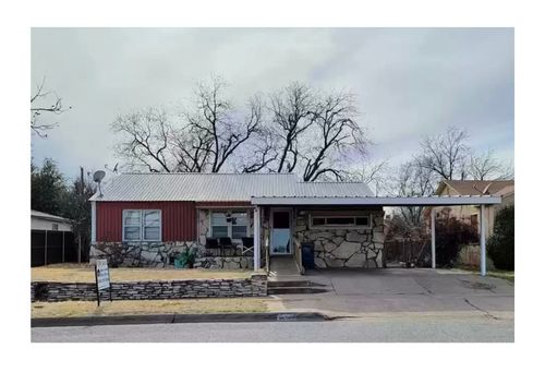 1623 Woodruff Ln, Sweetwater, TX, 79556-1824 | Card Image