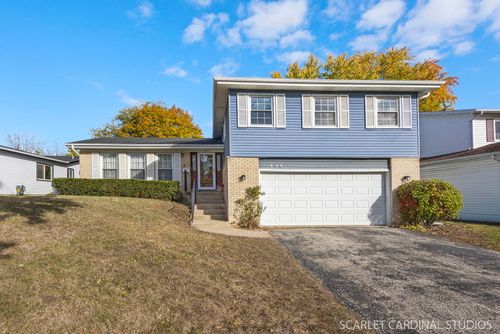 446 Manor Hill Ln, Lombard, IL, 60148-4438 | Card Image