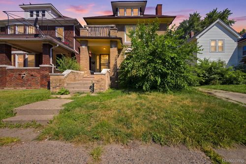 2288 Hazelwood St, Detroit, MI, 48206-2242 | Card Image