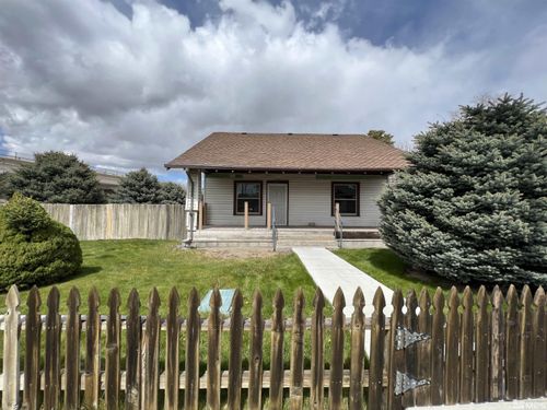 77 Lay St, Winnemucca, NV, 89445-3425 | Card Image