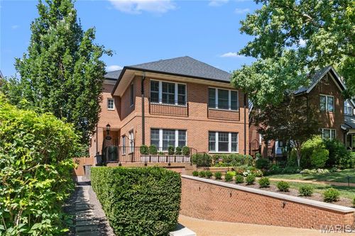 127 N Bemiston Ave, Clayton, MO, 63105-3810 | Card Image