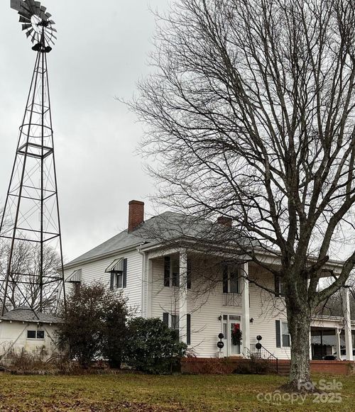 2-526 Houstonville Rd, Hamptonville, NC, 27020-7388 | Card Image