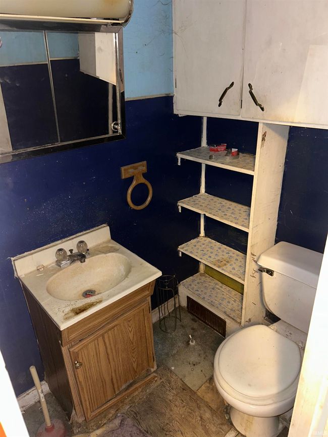 221 S Levy St, House other with 2 bedrooms, 2 bathrooms and null parking in Jasonville IN | Image 22