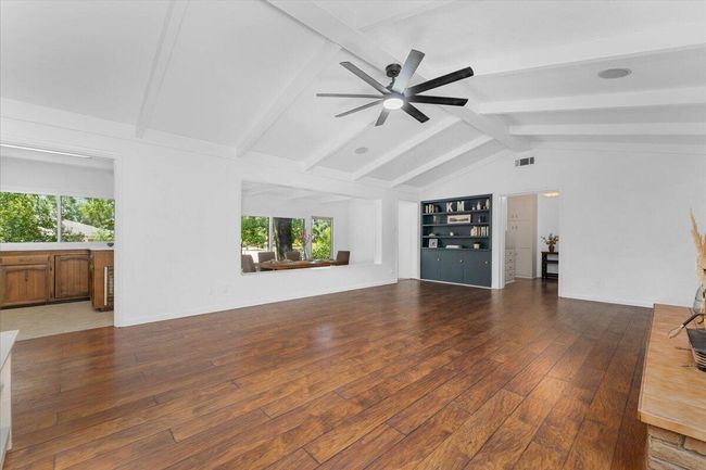 2551 S Waverly Ave, House other with 3 bedrooms, 2 bathrooms and null parking in Redding CA | Image 11